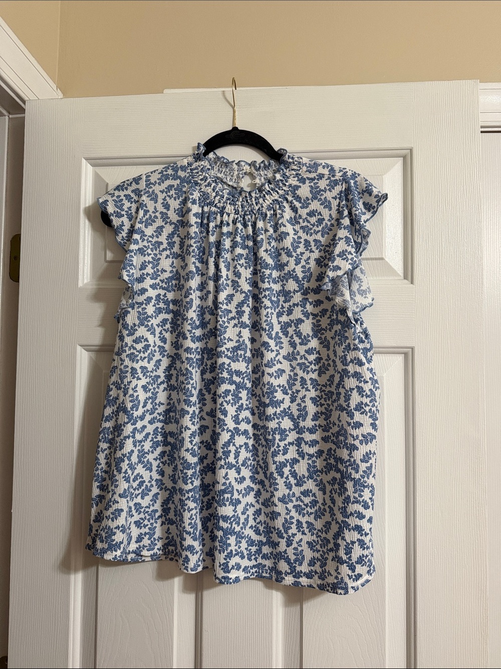 Melloday Blue and White Floral Print Flutter Ruffle Short Sleeve Blouse XL